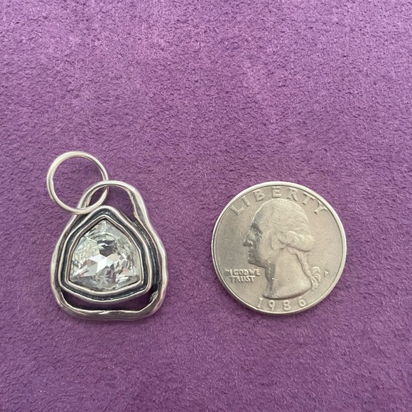 Grace & Heart “Trilliant” Sterling Silver Pendant - Picture 3 of 3